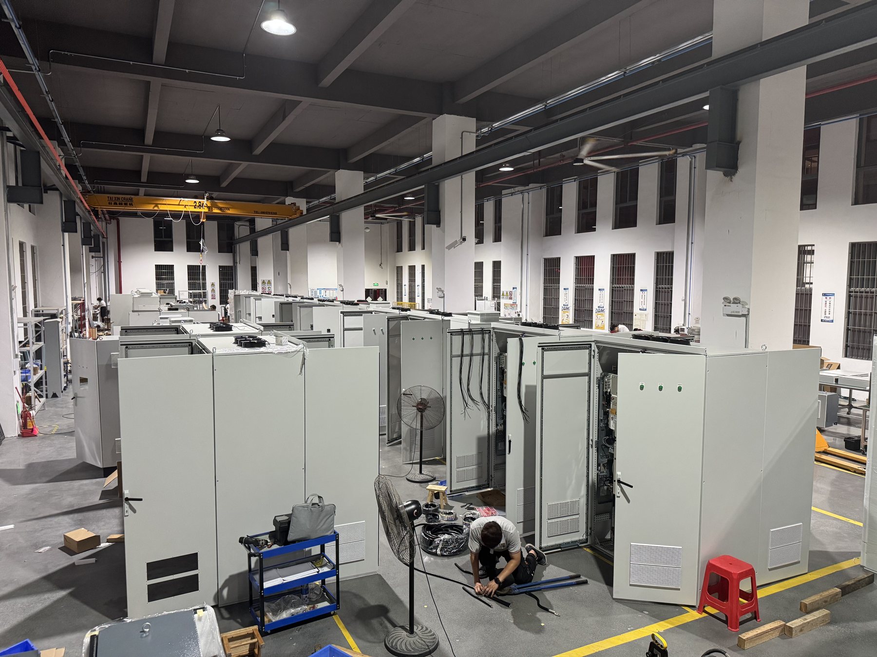 Industrial control cabinet workshop capacity and production area