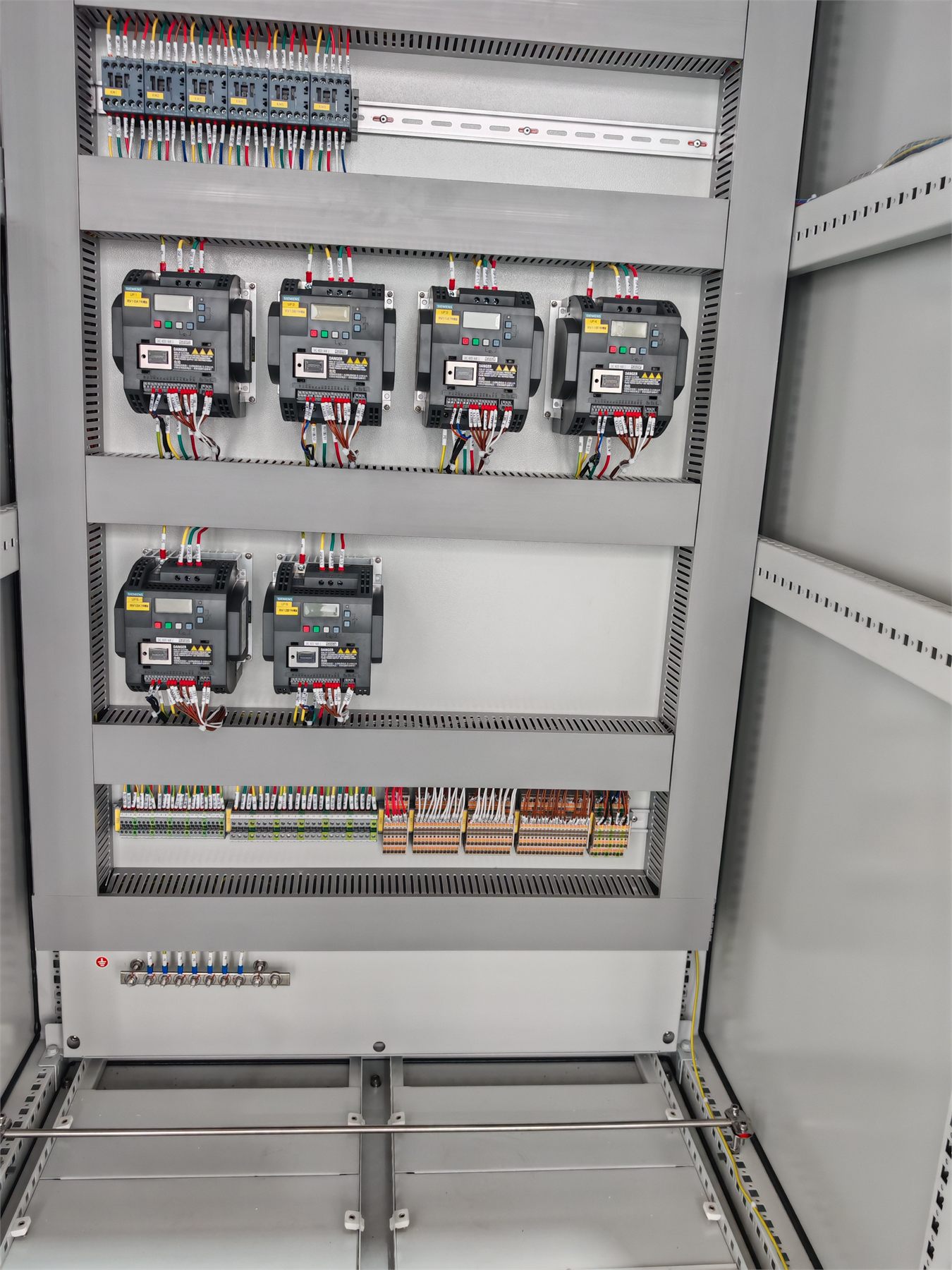 Cabinet terminal and wiring detail