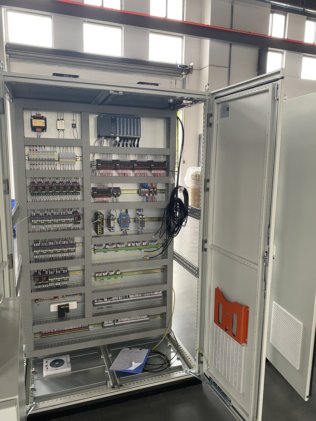 PLC cabinet wiring and terminal details