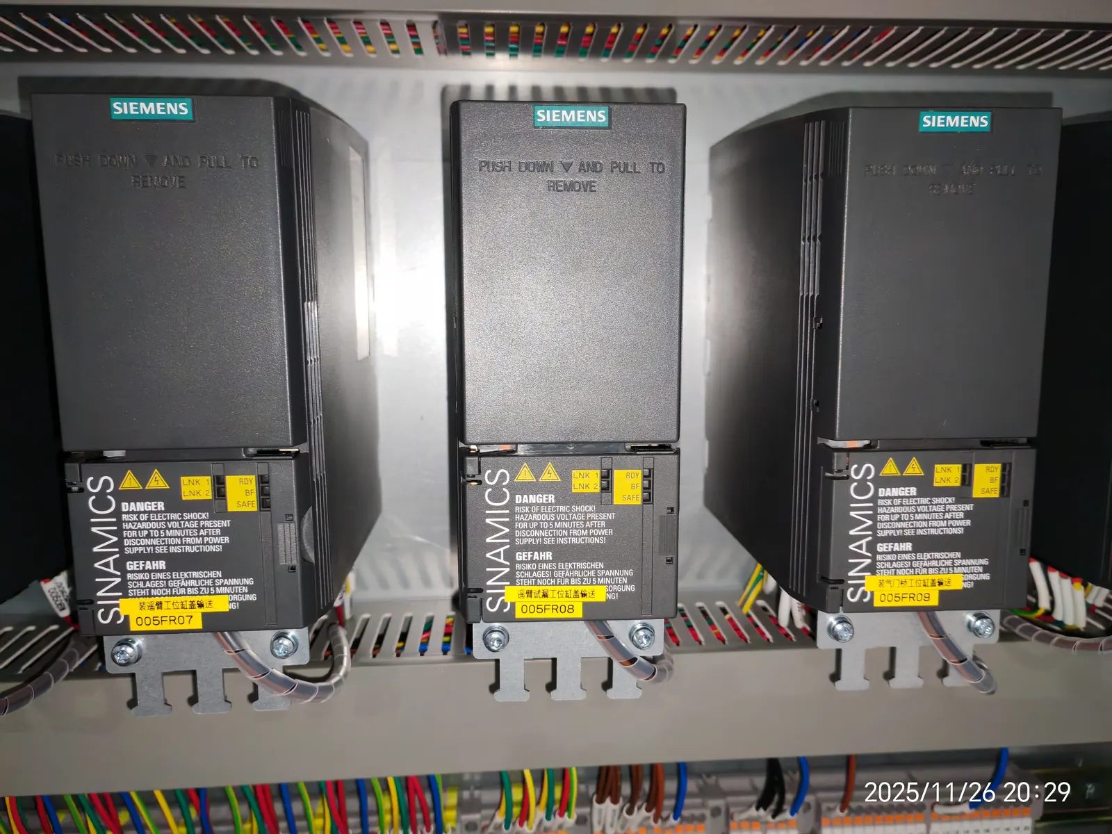 Siemens G120C VFD control panel for cylinder head assembly line automation