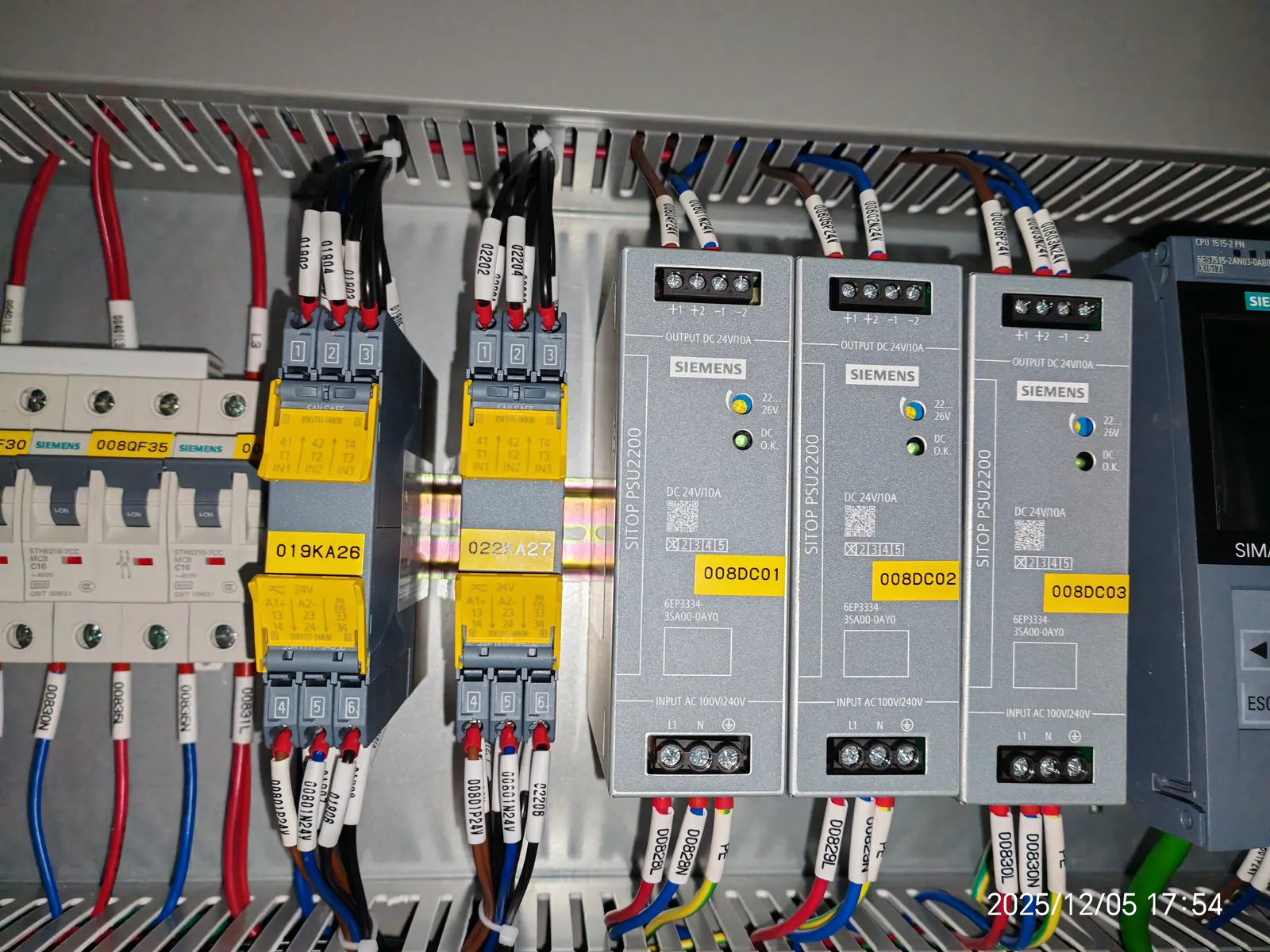 Siemens low-voltage components and safety relay control cabinet for engine line
